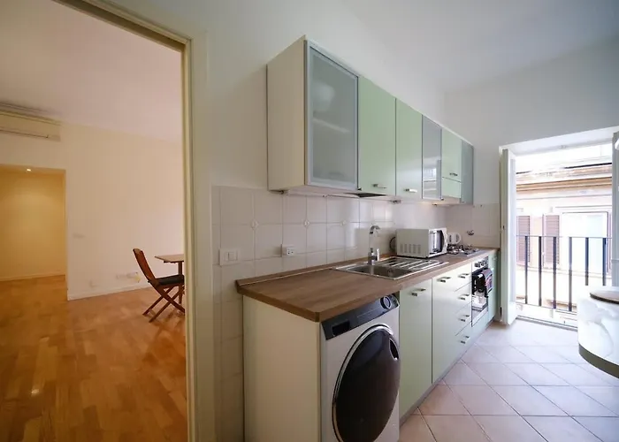 Apartment Juan&elisa Trevi By Buddyrent